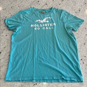 Hollister Men's Aqua Blue Graphic Tee